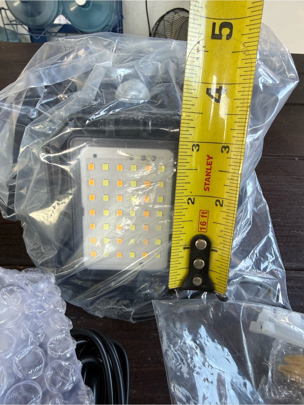 Solar Pendant Light LED 4-Panel Motion Sensor Remote - Picture 5 of 8